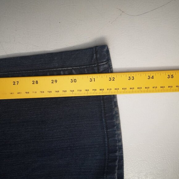 Pashu by Parasuco Ladies Size 10 Medium Wash Straight Leg Blue Jeans - Picture 13 of 14